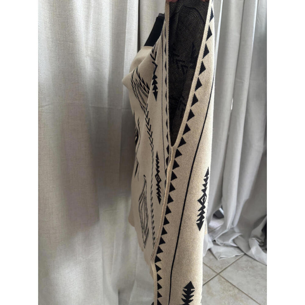 Boho Western Geometric Pattern Open Front Komodo. - image 4